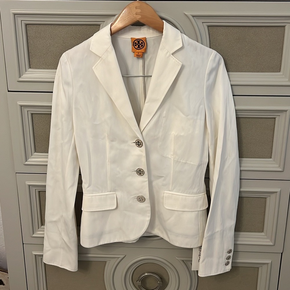 Tory Burch logo buttons blazer